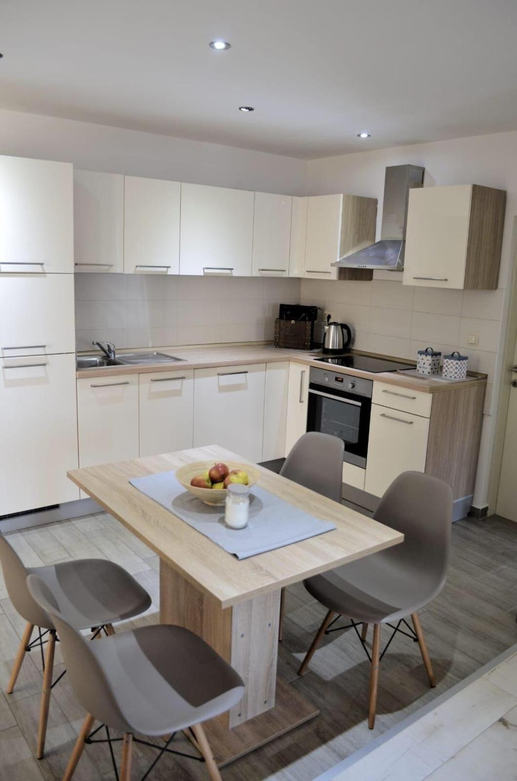 Apartmani Spanja Vodice Extérieur photo